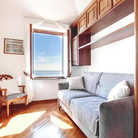 1 Bedroom Beautiful In