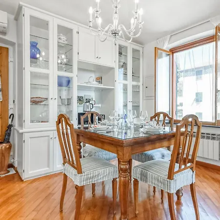 Lovely In With Kitchen *