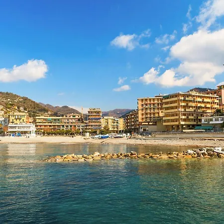 Lovely In With Kitchen Apartment Pieve Ligure